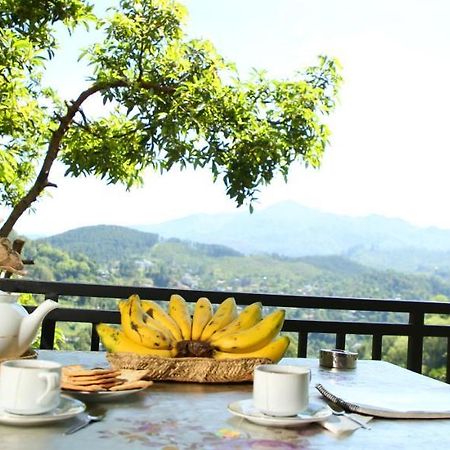 Serene Homestay Ella Bagian luar foto